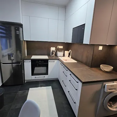 Akos Apartment *
